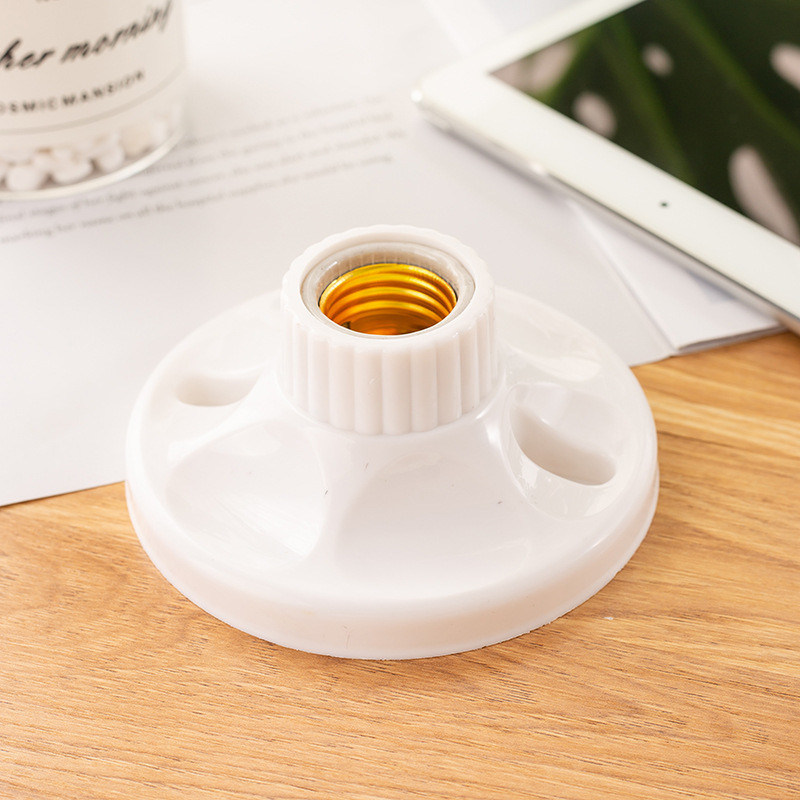 흰색 평면 램프 베이스 천장 220V 등급 전압의 E27형 나사형 램프 홀더